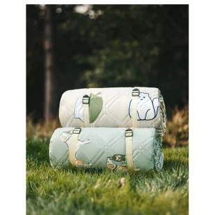Коврик для пикника Naturehike 210*240 CNK2350WS010, светло-салатовый