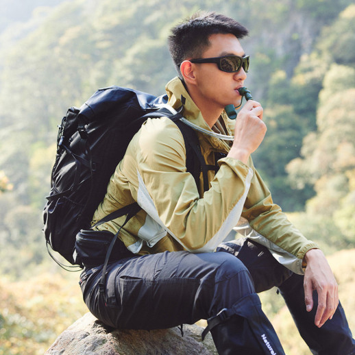 Питьевая система (гидратор) Naturehike CNK2450CF011, 2л, белая
